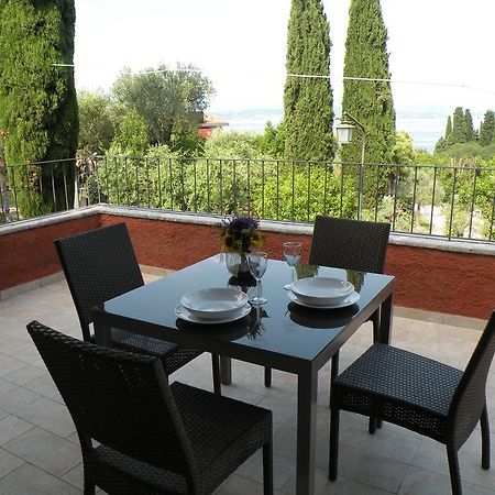 Suite Deluxe a Villa Paradiso Sirmione Exterior foto